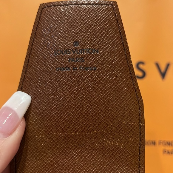 Louis Vuitton pouch - Picture 3 of 8